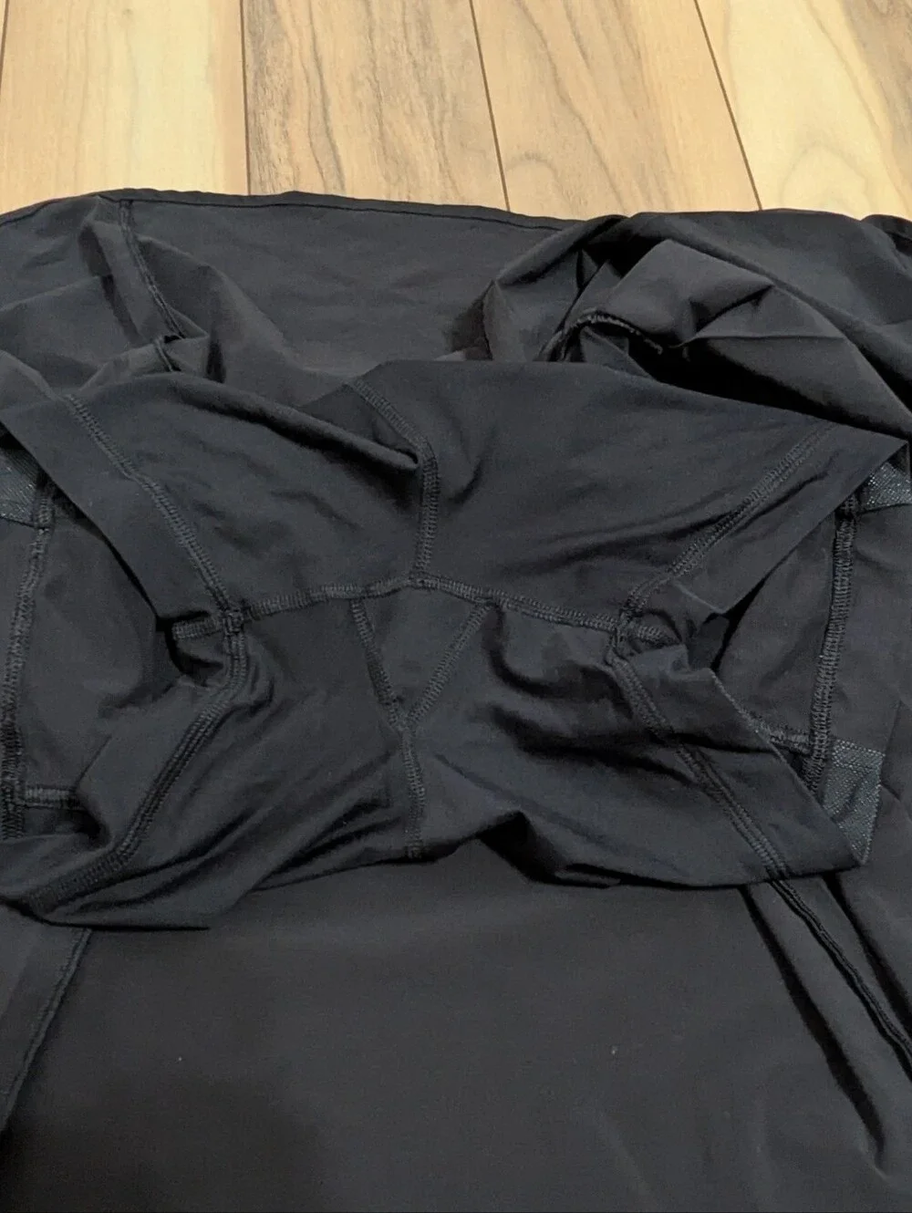 EUC! Lululemon Side Pleat Tennis Skirt In Black Size 6